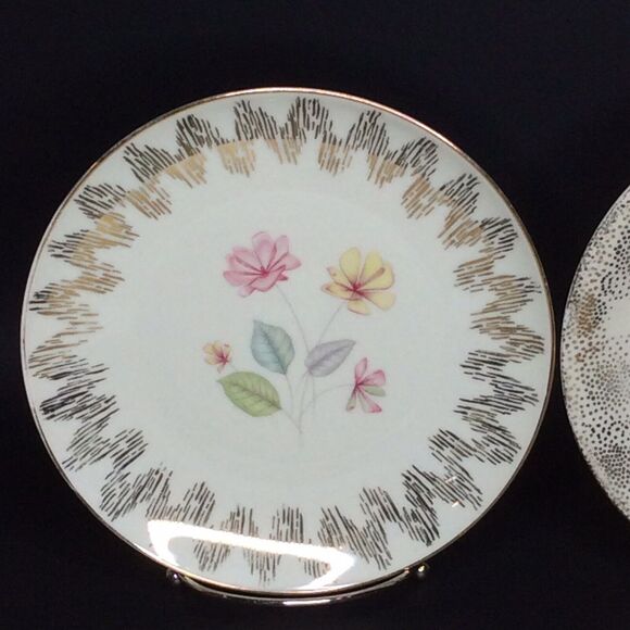 Winterling Bavaria Luncheon Dessert Plates 2 Mid Century Floral Gold Porcelain - Picture 3 of 9